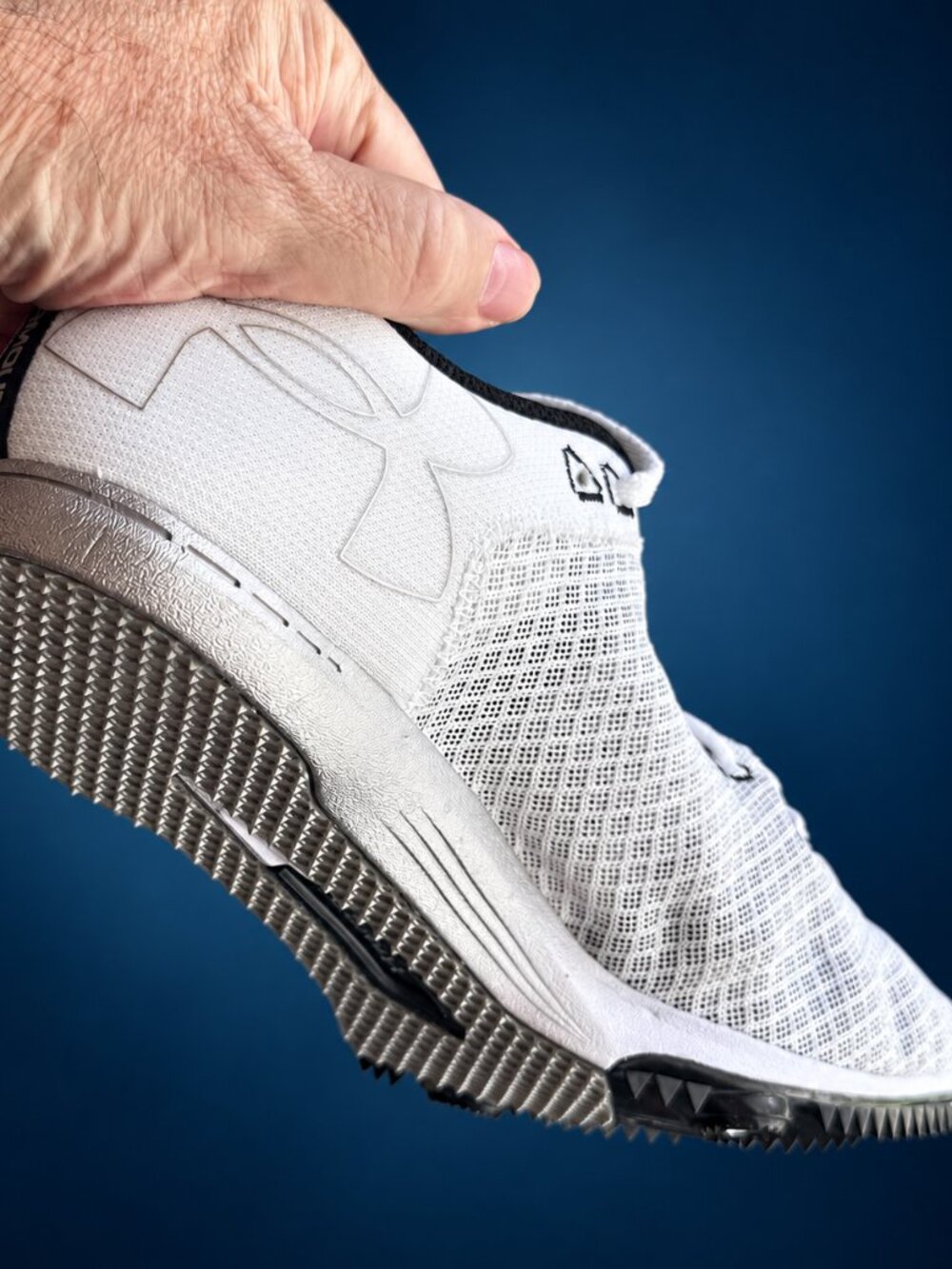Under Armour Kick Distance 4 Track Running Spikes Men’s 12 White 3025460-100